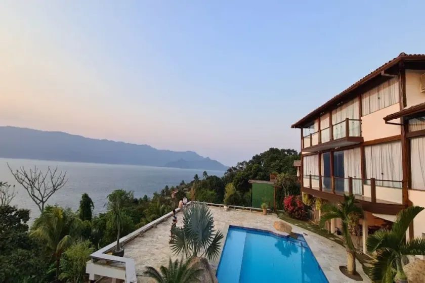 Luxuosa Residencia em Ilhabela - Image 1