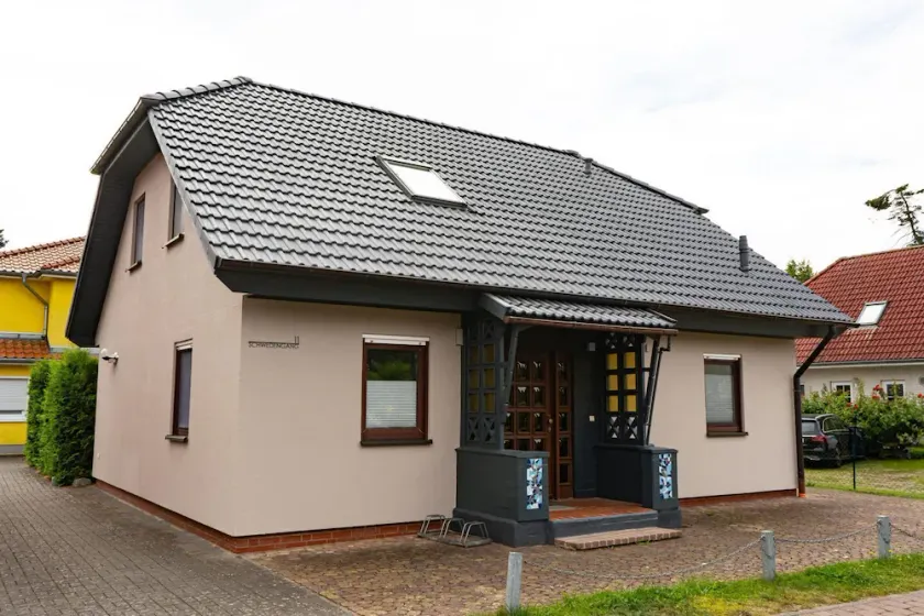 Haus Zeitlos - Beautiful detached vacation home with furnished south-facing terrace and - Image 1