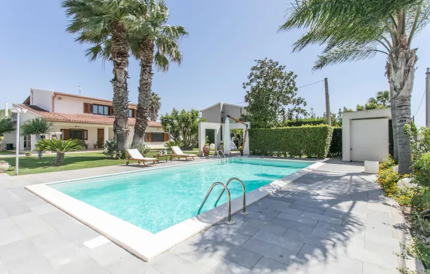 Gorgeous apartment in Comiso - Image 1