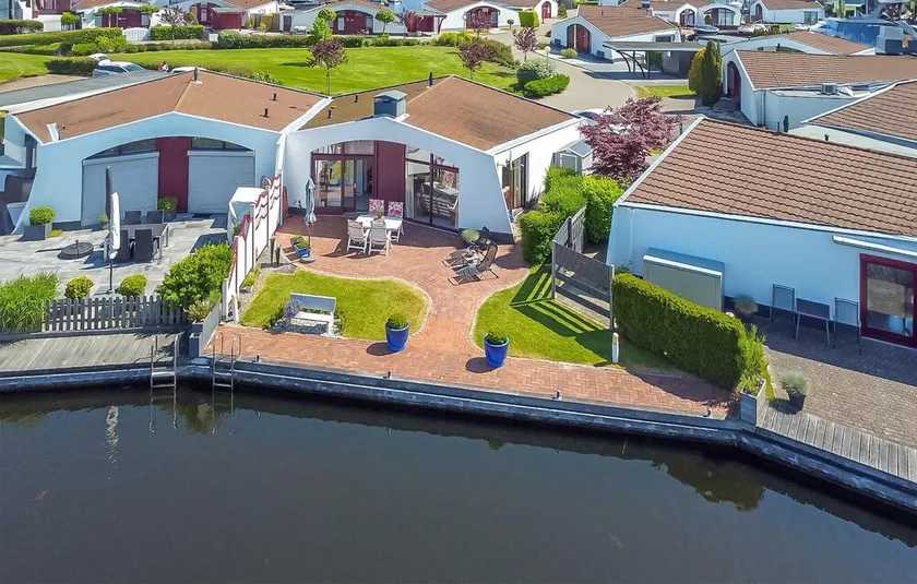 2 bedroom nice home in Lemmer - Image 1