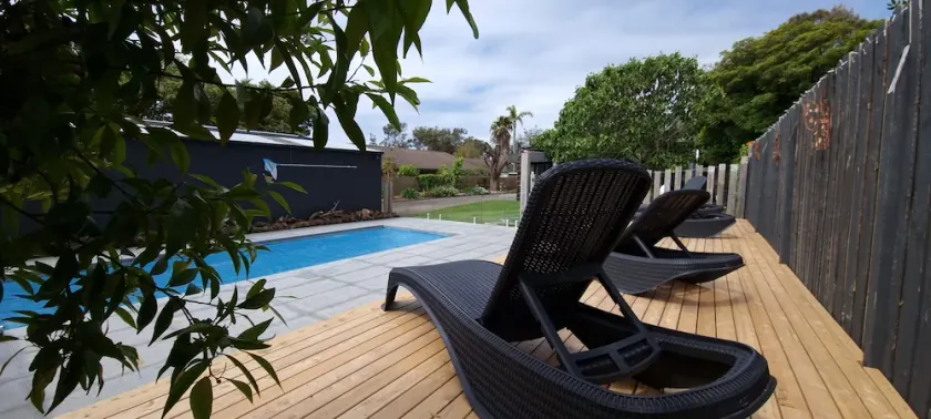 Pool til Sand i 800mtrs * wifi, netflix og hente tv * - Image 1
