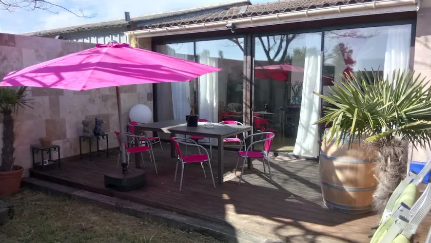 hyggelig lejlighed, lukket parkink gratis, wifi, air condition, 600 m fra Saint-Émilion - Image 1