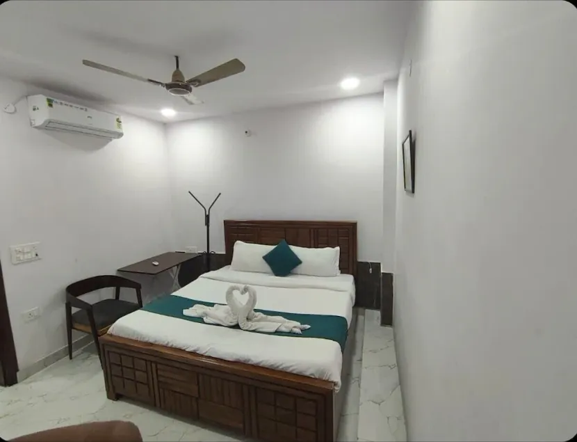 Stass Cosy Staycation - Image 1