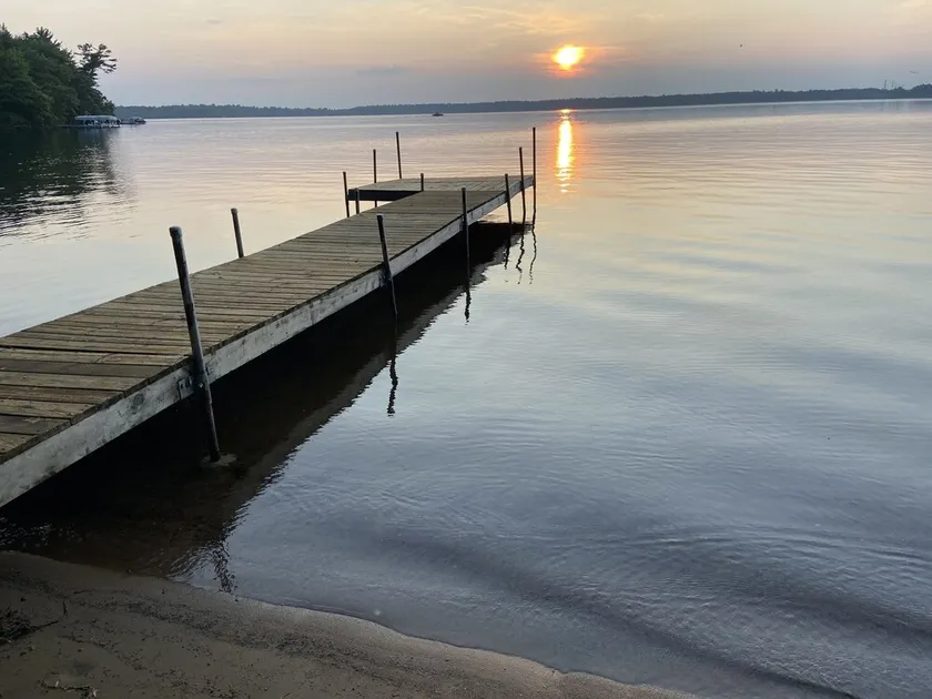 Northwoods lakeside family-friendly cabin.  Amazing sunsets!  Nice sandy beach. - Image 1