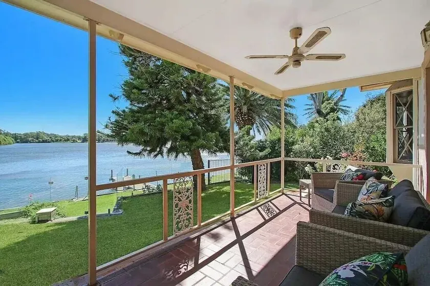 The Lake House Yarrawonga - Image 1