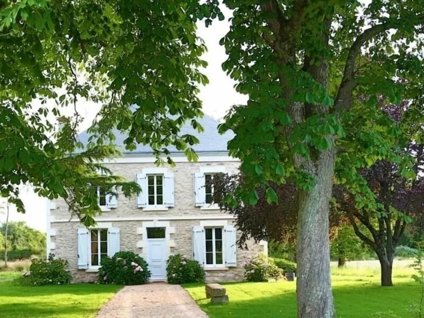 Naturparadies: Herrenhaus mit privatem Teich, großem Garten und Tierbeobachtung - Image 1