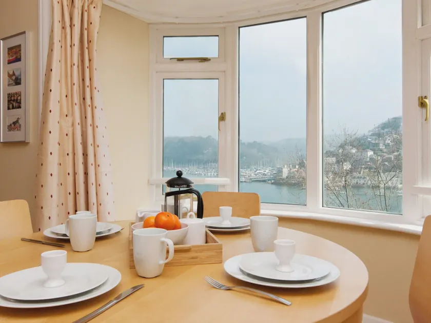 2 bedroom accommodation in Newcomen Road & Southtown - Image 1