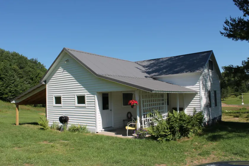 Le Douglas Place - une cabane rustique sur l'Arménie Montagne - Image 1
