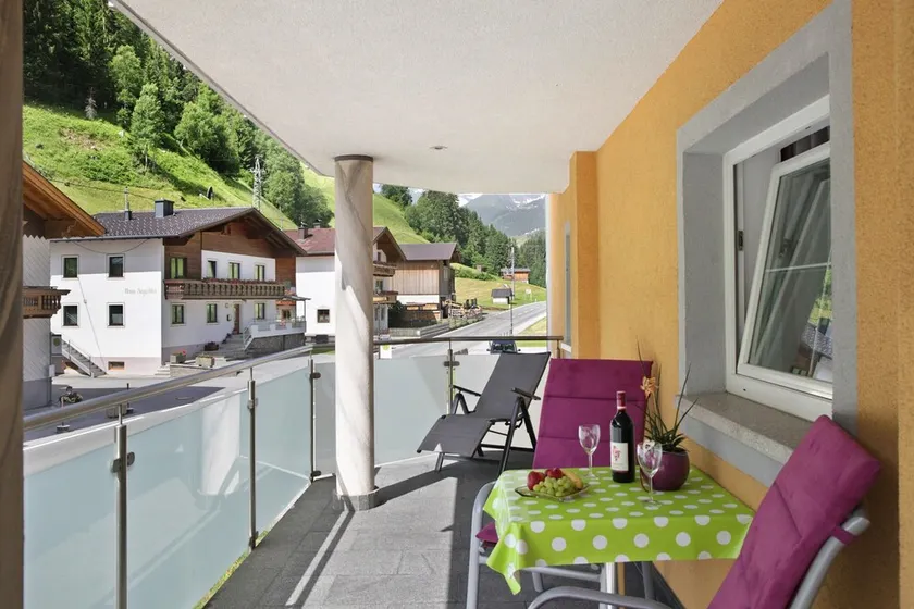 Appartamento \"Bergglück\" con vista sulle montagne, Wi-Fi e balcone - Image 1