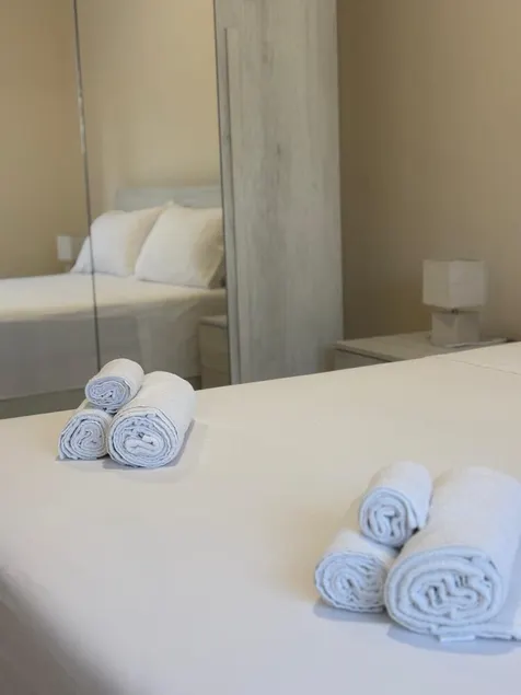 Neu renovierte Wohnung nur wenige Schritte vom Meer entfernt - Image 1