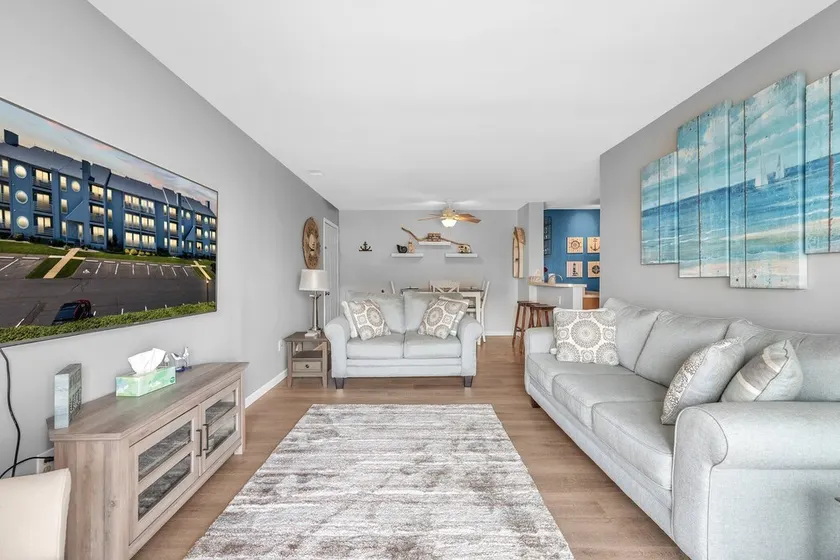 2Bd/1Ba, Lake/Riverview Condo; discounts for longer stays - Image 1