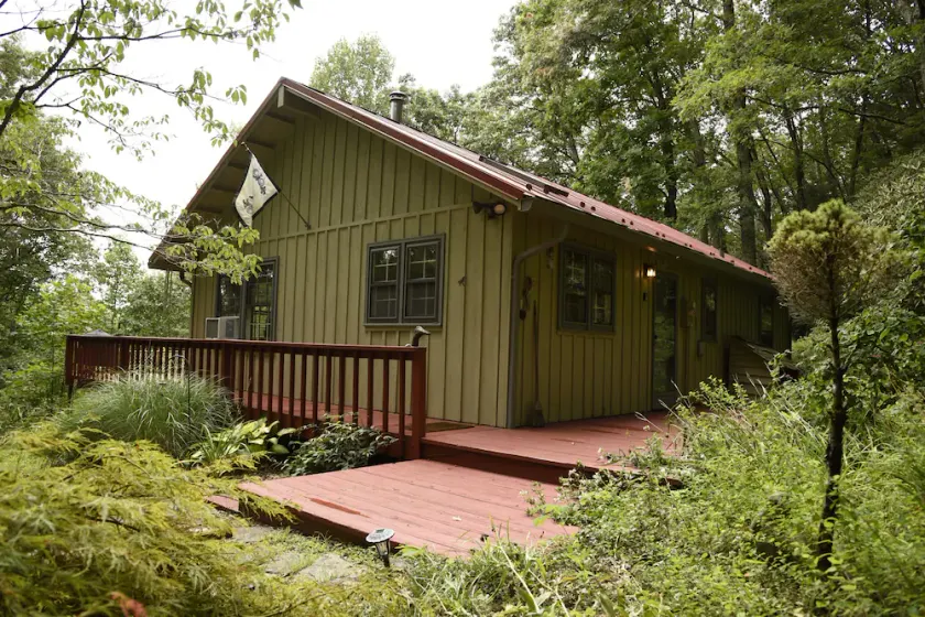 Fox Trot Cabin situé à 1 mile de Blue Ridge Parkway mile marqueur 174 - Image 1