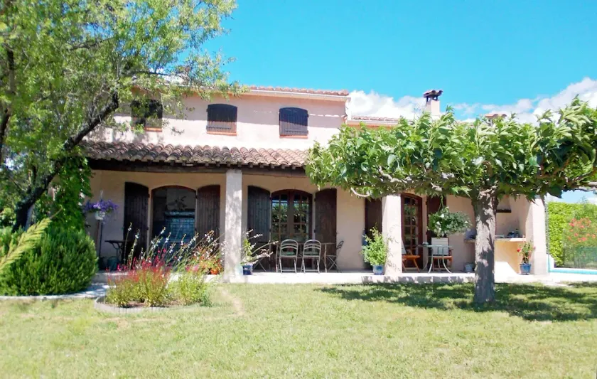 Hervorragende komfortable und geräumige Villa mit schönem Pool, Gard Provencal - Image 1