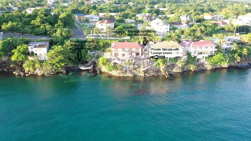 Ship watchers Oceanfront Tiny House Retreat with Mezzanine and Private Jetty - Image 1