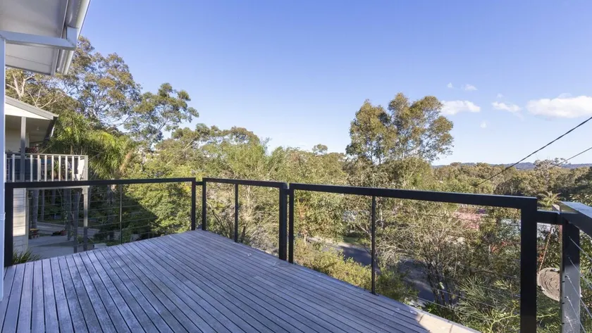 26 Beauty Crescent, Surfside - Image 1