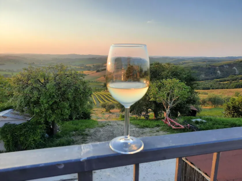 Apartment in Marche with Pool & Wine Tours - Image 1
