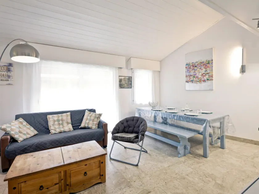 Appartement Duplex 90m², 8 Pers, Centre, Animaux Acceptés, Parking, Wifi - Image 1