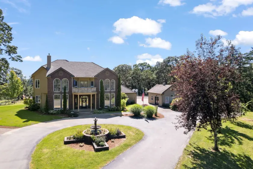 Legendary Escape w/ Countless Amenities, Pool, Hot Tub, Billiards, Ping Pong, & More on 82 Acres - Image 1