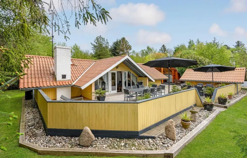 Luxurious Home In Væggerløse With Sauna - Image 1