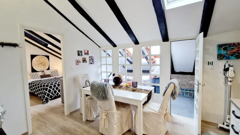 4****apartment near the arena and port. With private parking + Smart TV. Top! - Image 1