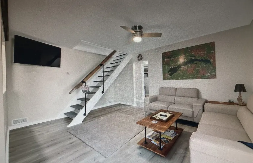 House at Buckeye Lake with Boat Docks available. - Image 1