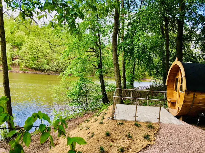 Cabana-Económico-Casa de banho partilhada-Vista para o Lago-Campingfass - Image 1