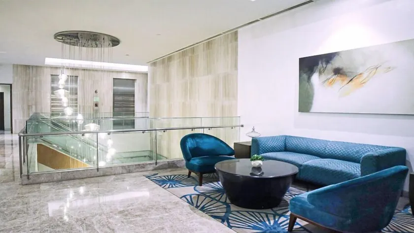 MCollection - Private Rooms in Historic Manila Chinatown - Image 1