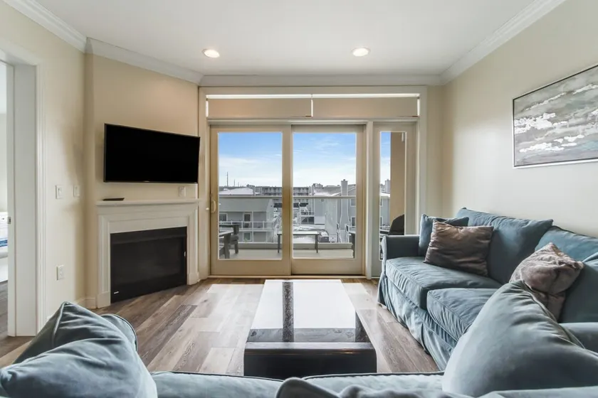 Luxury Dog Friendly Condo at the Residences at the Lighthouse Cove - Image 1