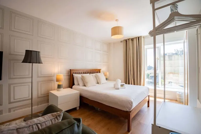 Eyre View Suites - Studio #2 - Sleeps 2 - Image 1