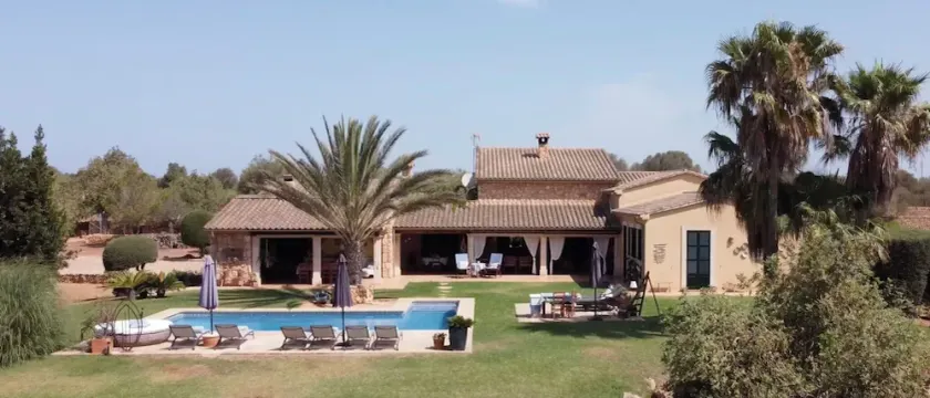 Oferta de última hora! Últimas lugares em moradia exclusiva com piscina, churrasco, wi-fi, A / - Image 1