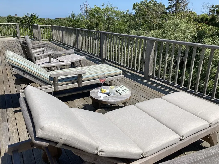 Privates Katama Beach House - Image 1
