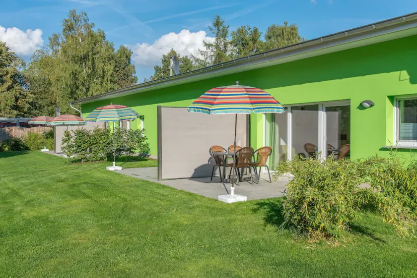 Bungis | 28 Ferienhäuser direkt am Grimnitzsee 1320 - Bungis | 28 Ferienhäuser - Image 1