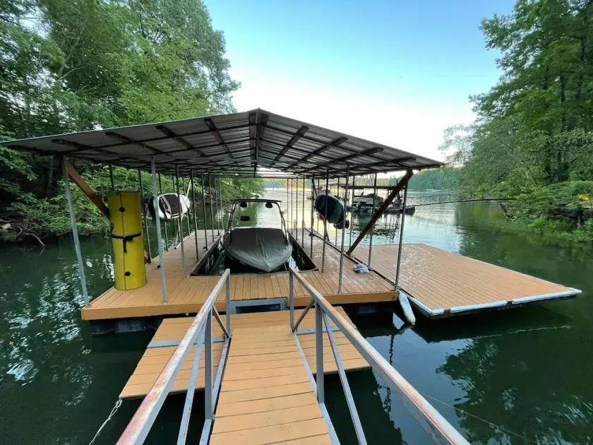 The Perch at Sunrise on Lewis Smith Lake. Beautiful lake front home. - Image 1