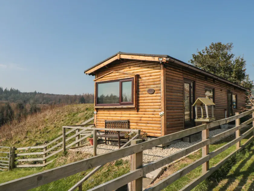 Cabana com vista para o castelo, CLOUGHTON - Image 1