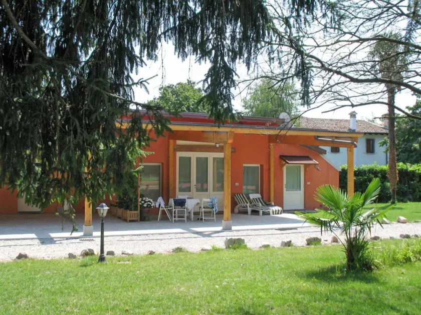 Bonito apartamento para 4 personas con A/C, WIFI, TV, terraza y mascotas permitida - Image 1