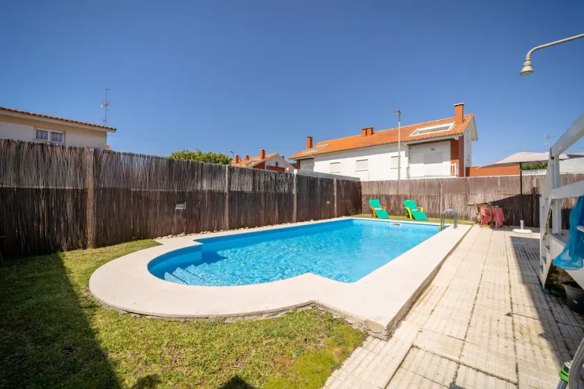 Marinhas Esposende - Moradia V4 com piscina junto à praia by House and People - Image 1