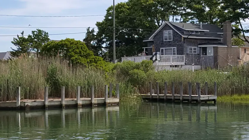 Saybrook presque en bord de mer, plage privée, rampe de mise à l'eau, quai peu profond, isolé - Image 1