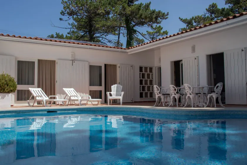 2 minutes  to the beach , private swimming pool , 20 min to Oporto - Image 1