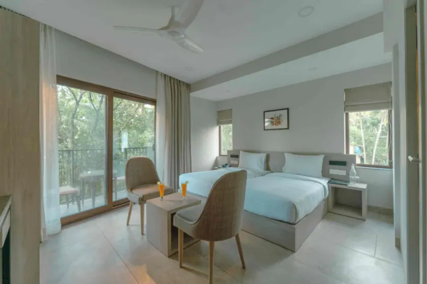 Comfort Inn Elite - Image 1
