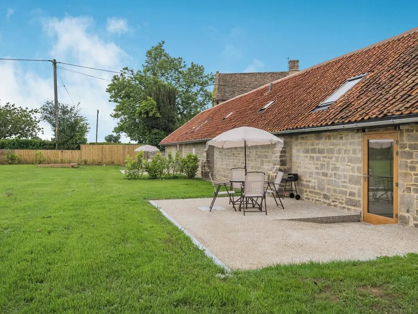 2 chambres à coucher à Wingfield - Image 1