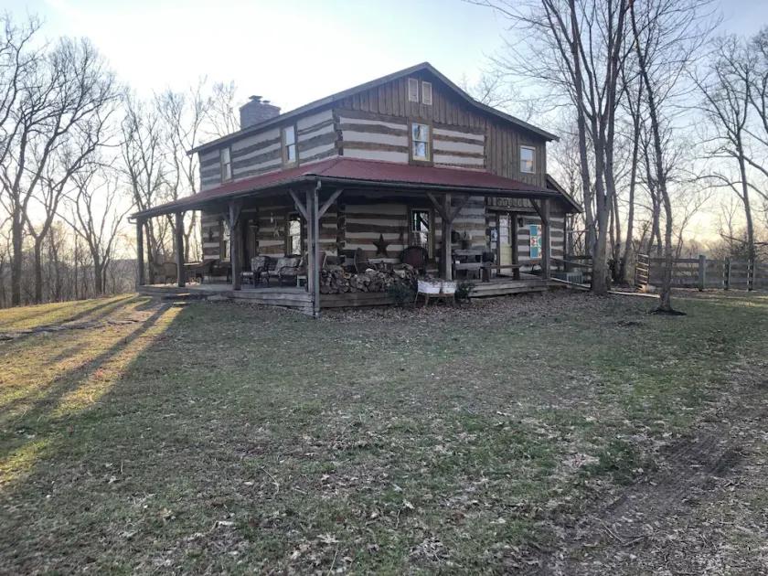 Cedar Ridge Farm - Rural Artist/Writer Retreat - Image 1