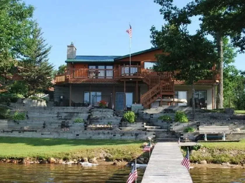 Northwoods Perfection on Beautiful Lake Metonga - Image 1