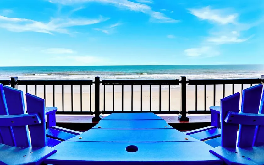 Oceanfront; 2 King Suites; Top Floor Corner Unit; Elevator - Image 1