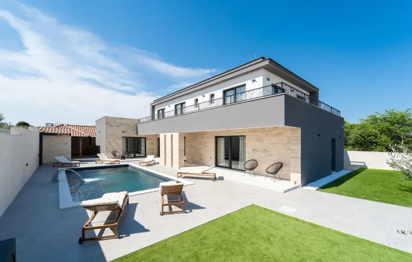 Lovely home in Miranje Donje - Image 1