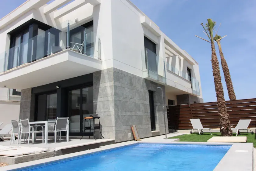 Wunderschönes neues Haus mit privatem Pool im Golf von Vistabella - Image 1