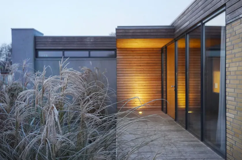 noise | Design cottage with 2 apartments - Image 1