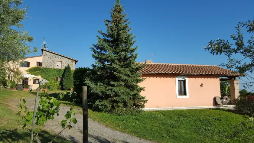 Typical Italian Country Apartment in Agriturism. Swimming Pool. Free WiFi - Image 1