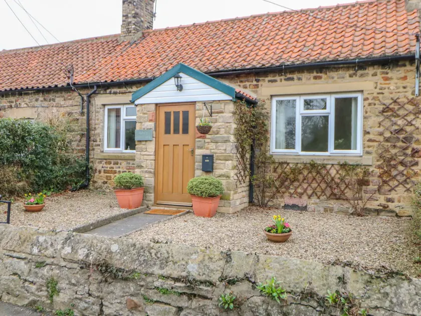 Rose Cottage - Image 1