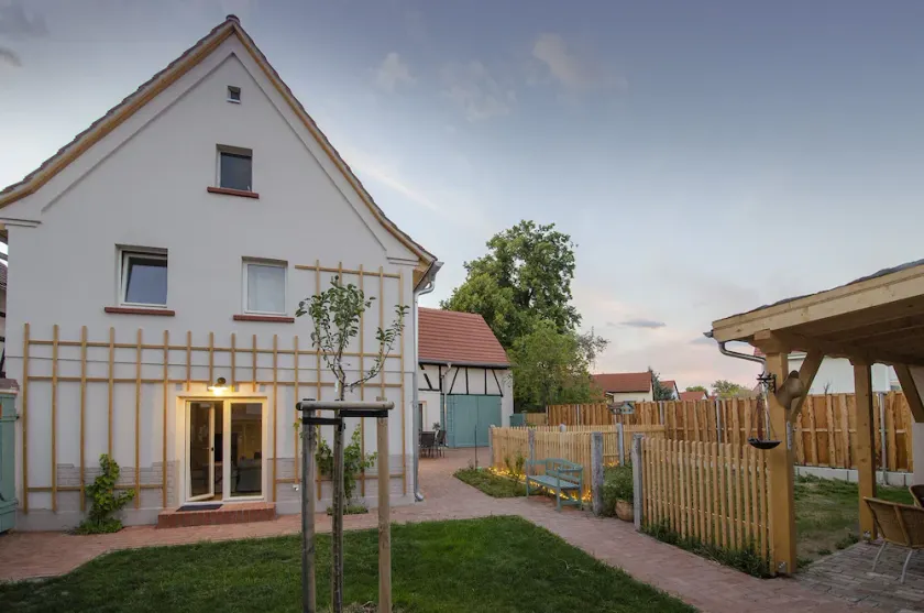 Cottage-style vacation home - Image 1