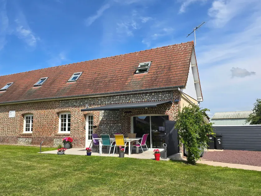 Les 3 Hirondelles - Maison avec grand jardin - Image 1